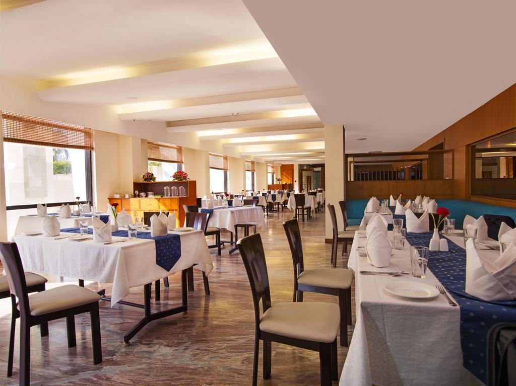 The Sunway Manor Hotel Puduccseri Kültér fotó