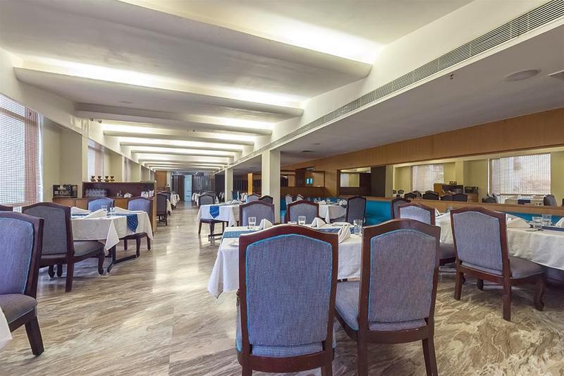 The Sunway Manor Hotel Puduccseri Kültér fotó
